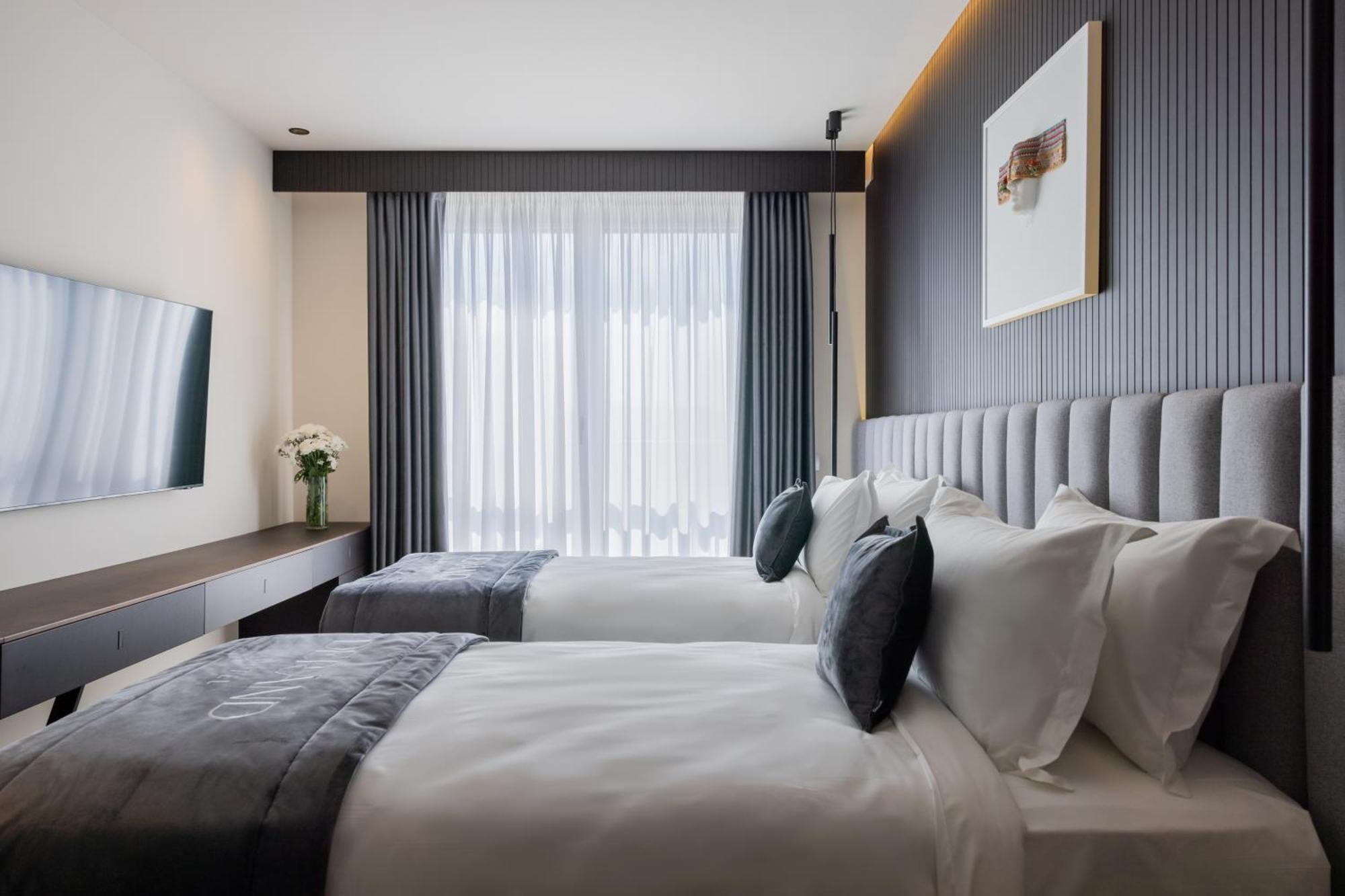 Derand Hotel Приштина Экстерьер фото