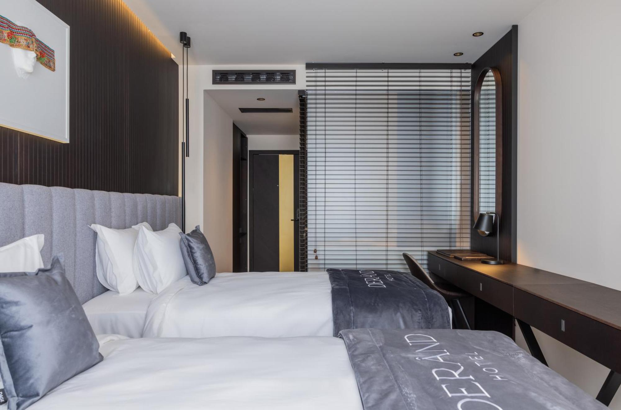 Derand Hotel Приштина Экстерьер фото
