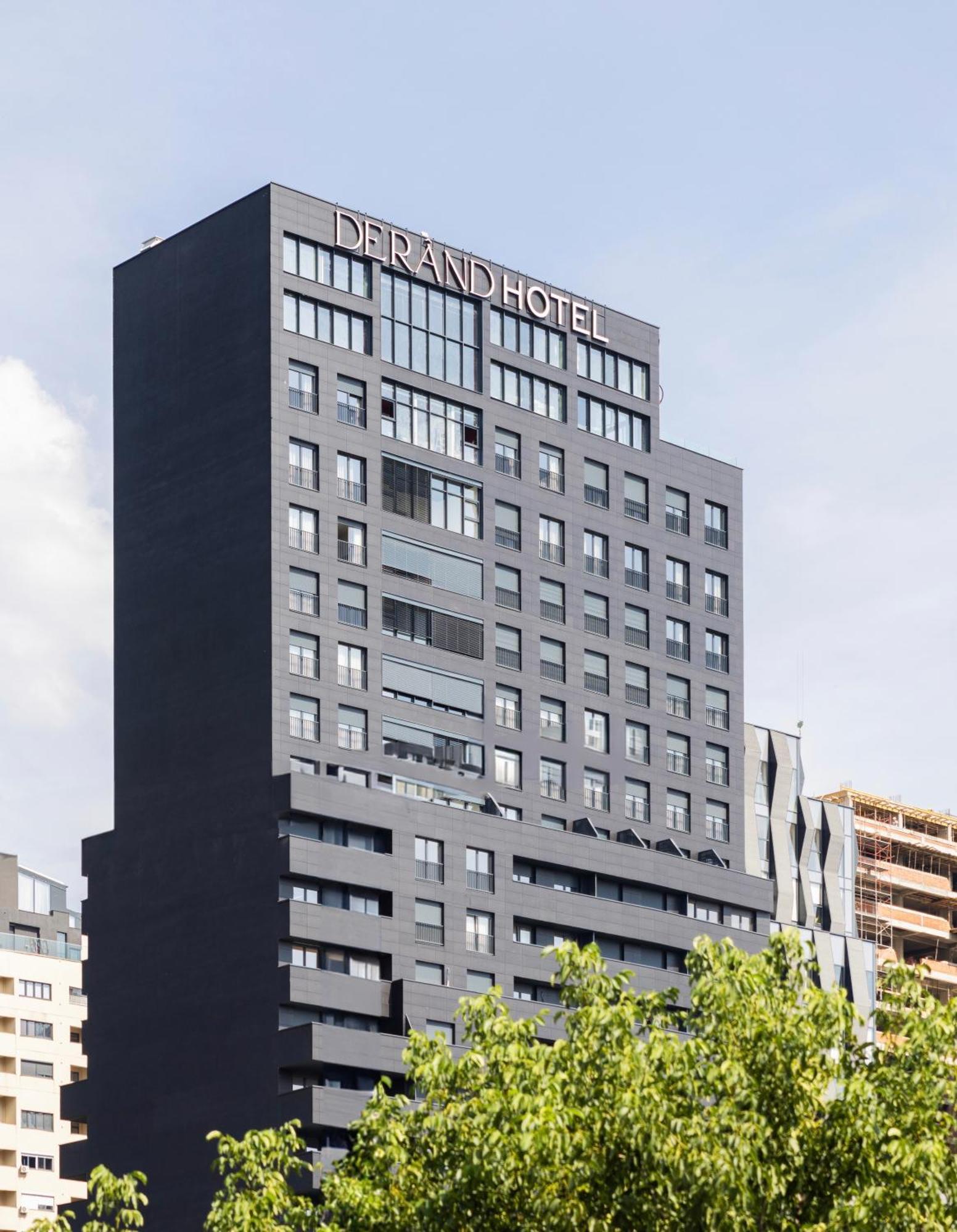 Derand Hotel Приштина Экстерьер фото