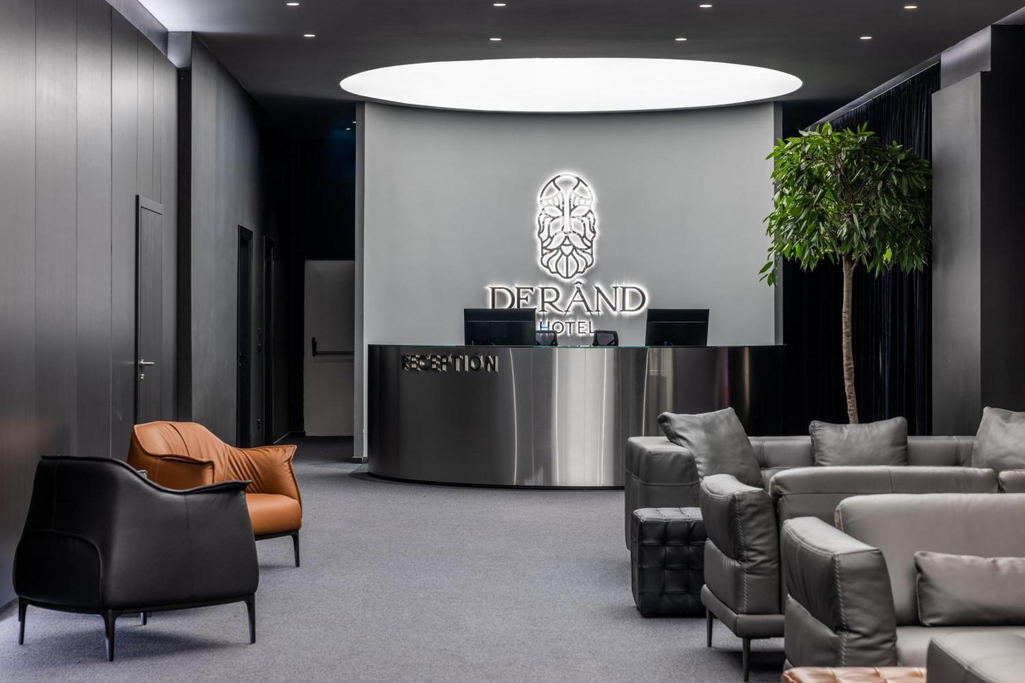 Derand Hotel Приштина Экстерьер фото